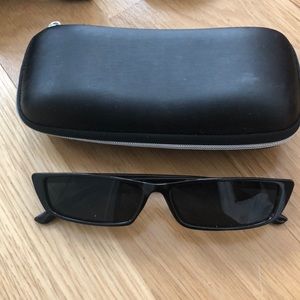 Semi cat eye vogue skinny sunglasses